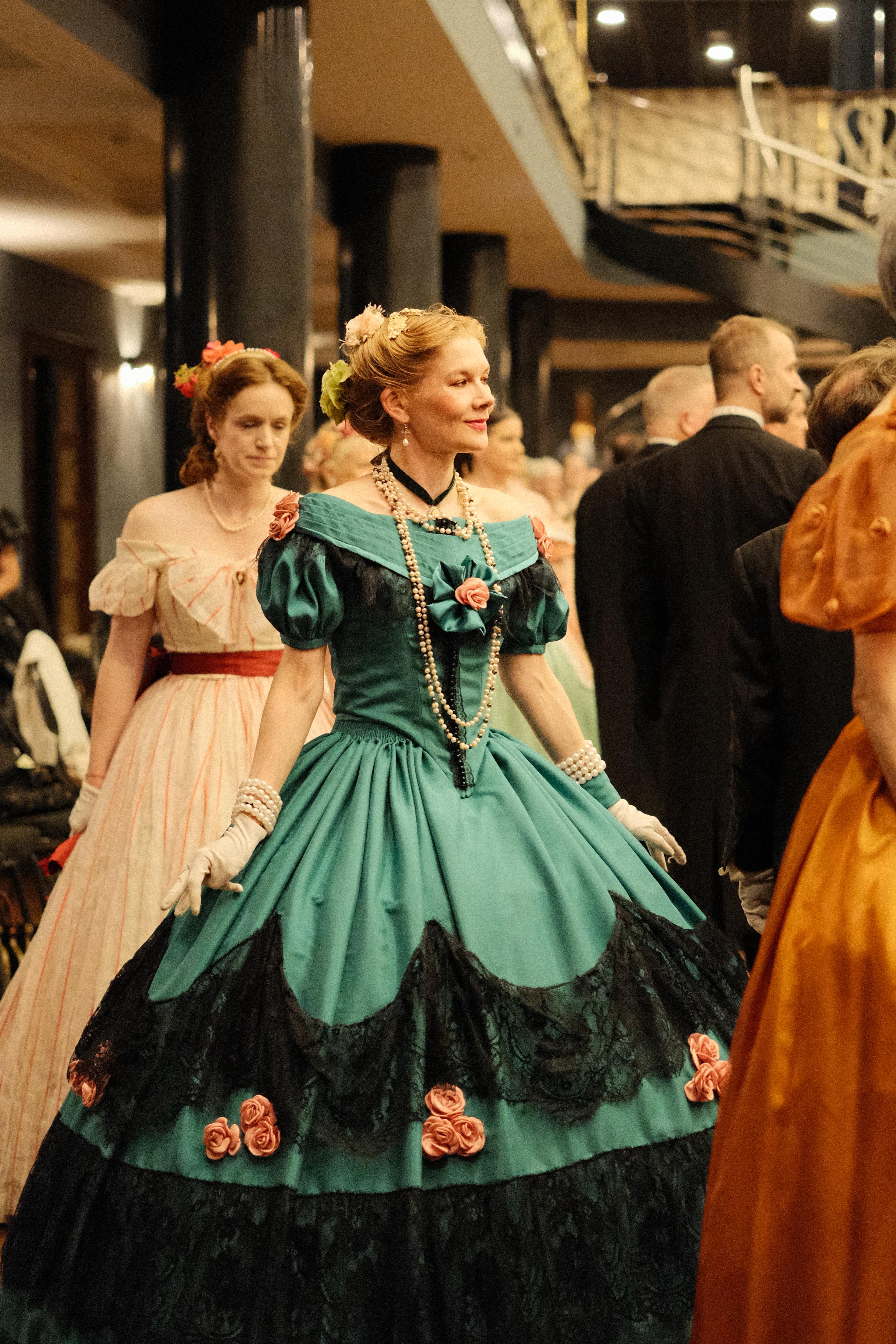 Festival Jasana Bonuše — dancers in period dress